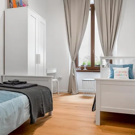 Del By Locap Group *